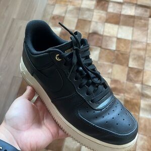 Nike Air Force 1 ‘Black Pack’